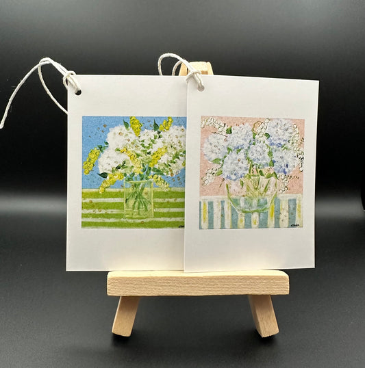 Blue and white hydrangeas gift tags